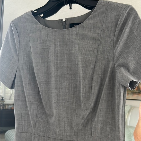 Theory Gray Sheath Mini Dress Crew Neck Short Sleeve - Picture 4 of 7